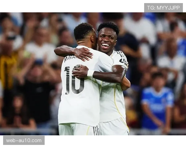 即时战报:维尼修斯长途奔袭助攻罗德里戈破门,皇马扩大领先优势 即时战报:维尼修斯长途奔袭助攻罗德里戈破门,皇马扩大领先优势